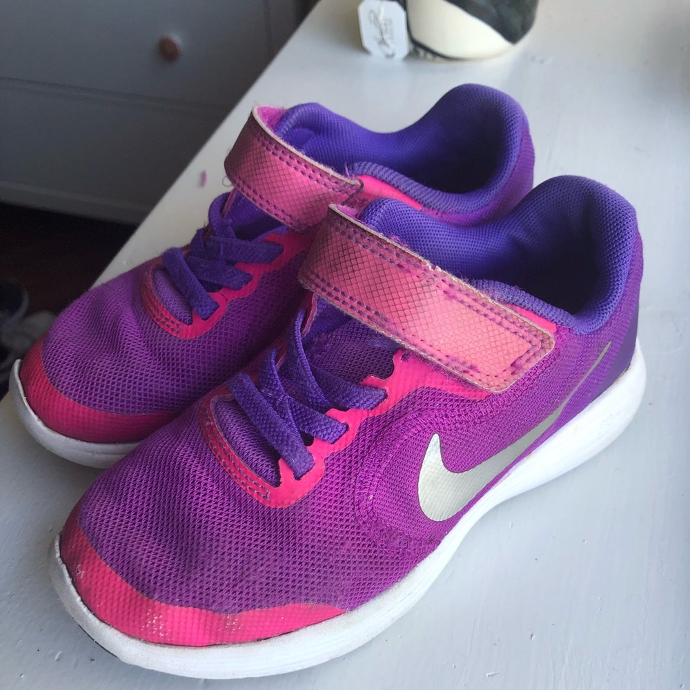 Girls Nike size 11c